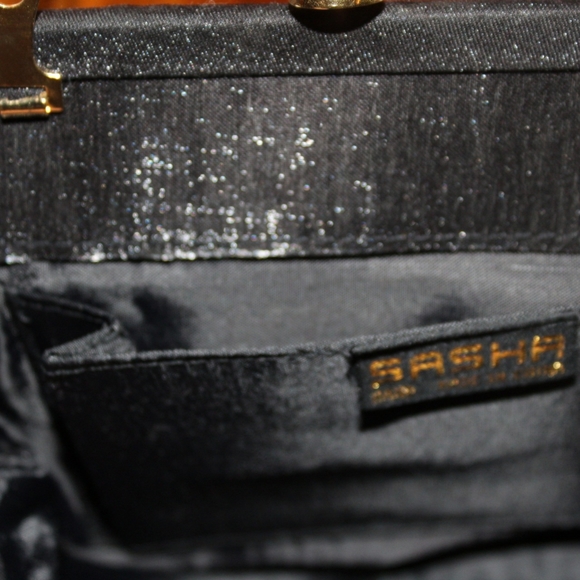 Formal Purse - Picture 12 of 15